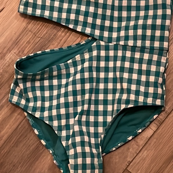 Wonder Nation Girls Shark Bite One-Piece Swimsuit Size L (10-12) NEW - Picture 3 of 6